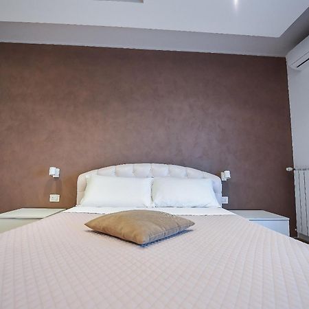 Hotel Karol Bari Airport Esterno foto
