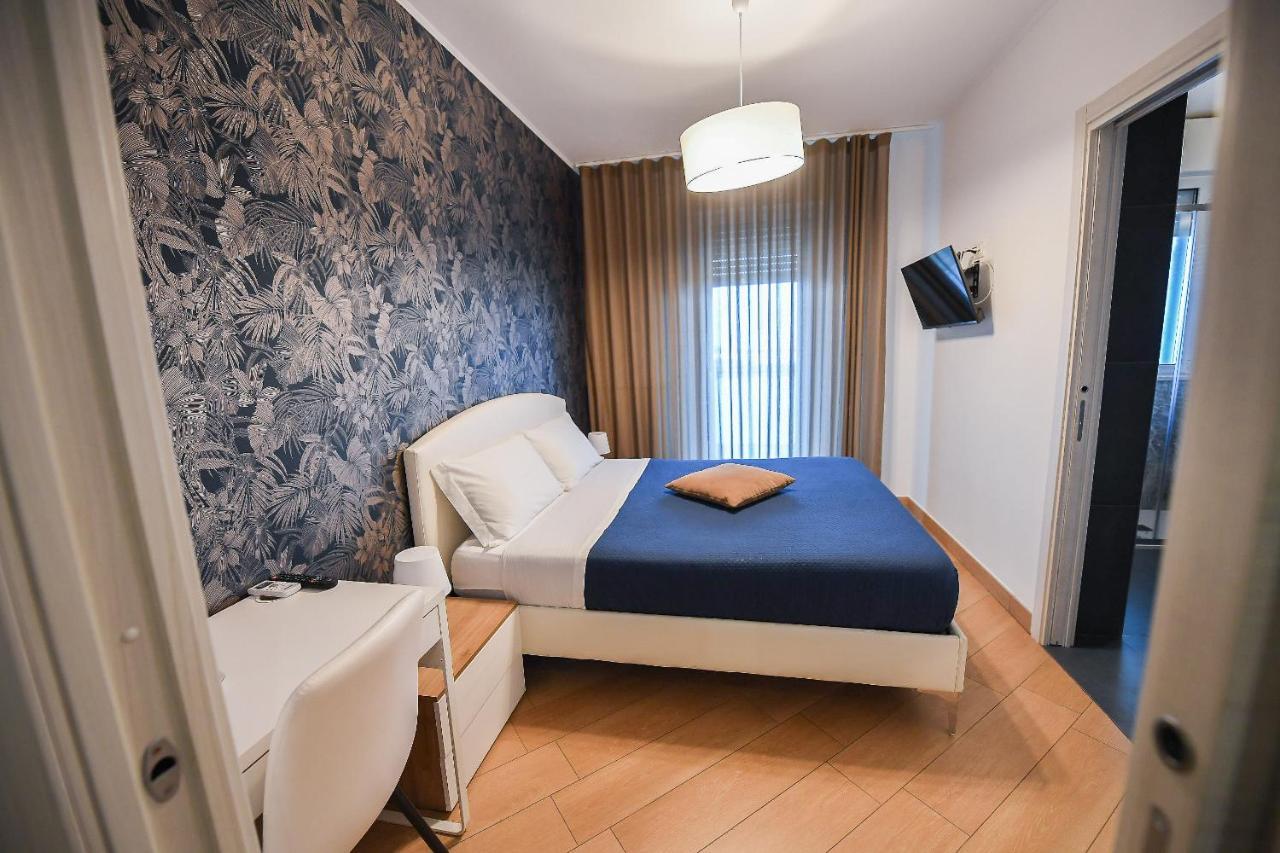 Hotel Karol Bari Airport Esterno foto