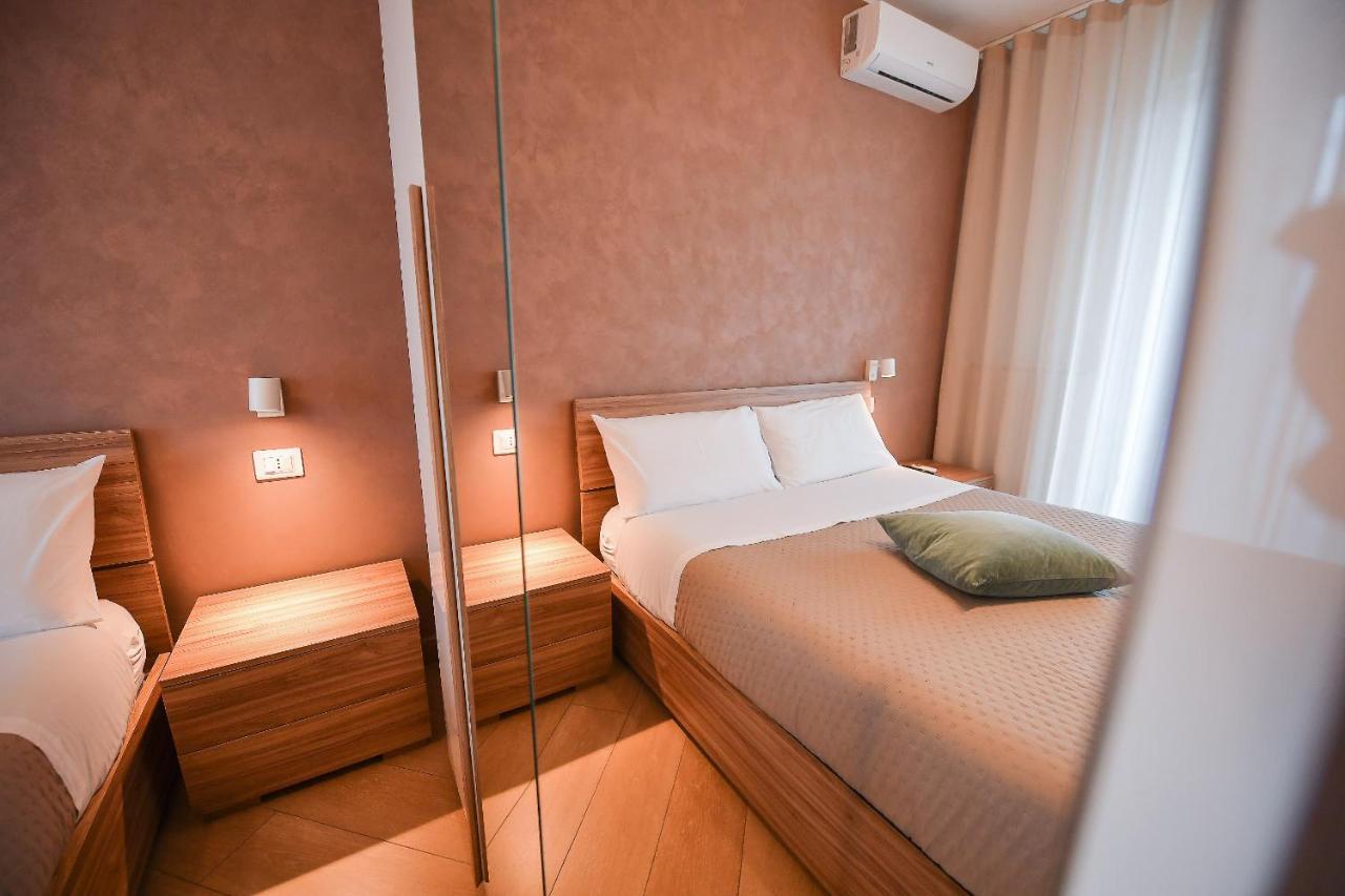 Hotel Karol Bari Airport Esterno foto