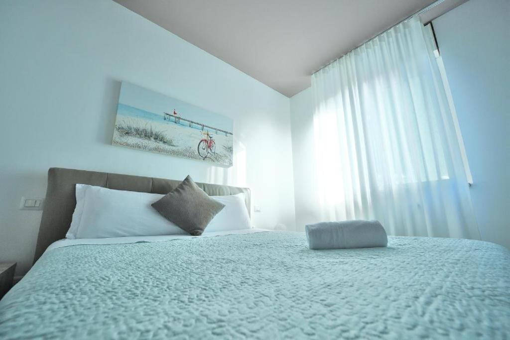 Hotel Karol Bari Airport Esterno foto