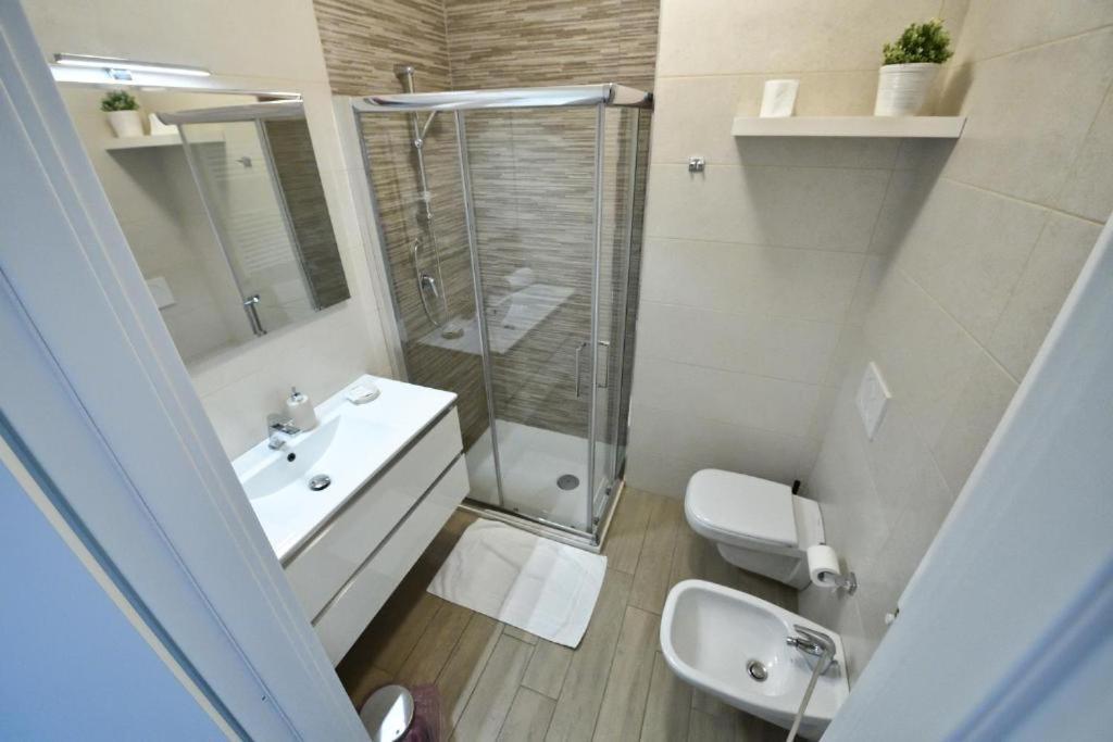 Hotel Karol Bari Airport Esterno foto